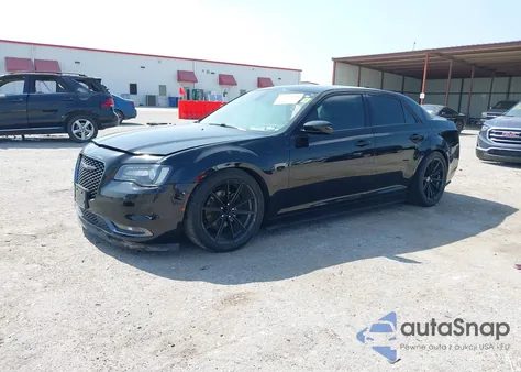 2019 Chrysler 300 300S z USA, uszkodzony, nr VIN 2C3CCABG5KH634363